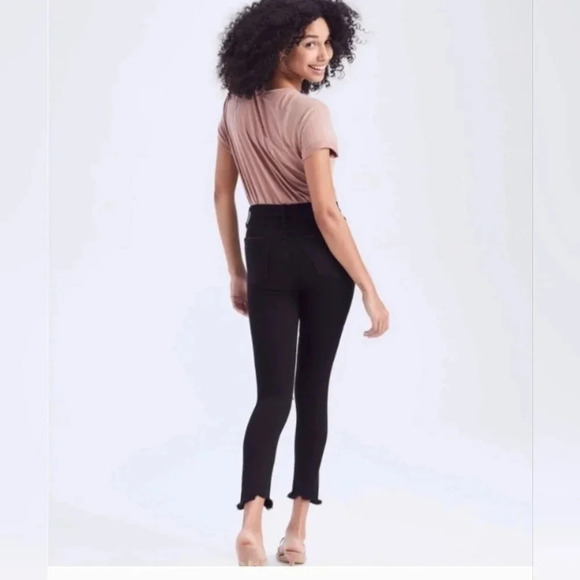 Abercrombie and Fitch 24 00R High Rise Super Skinny Ankle Distressed Black Jeans - Picture 3 of 11